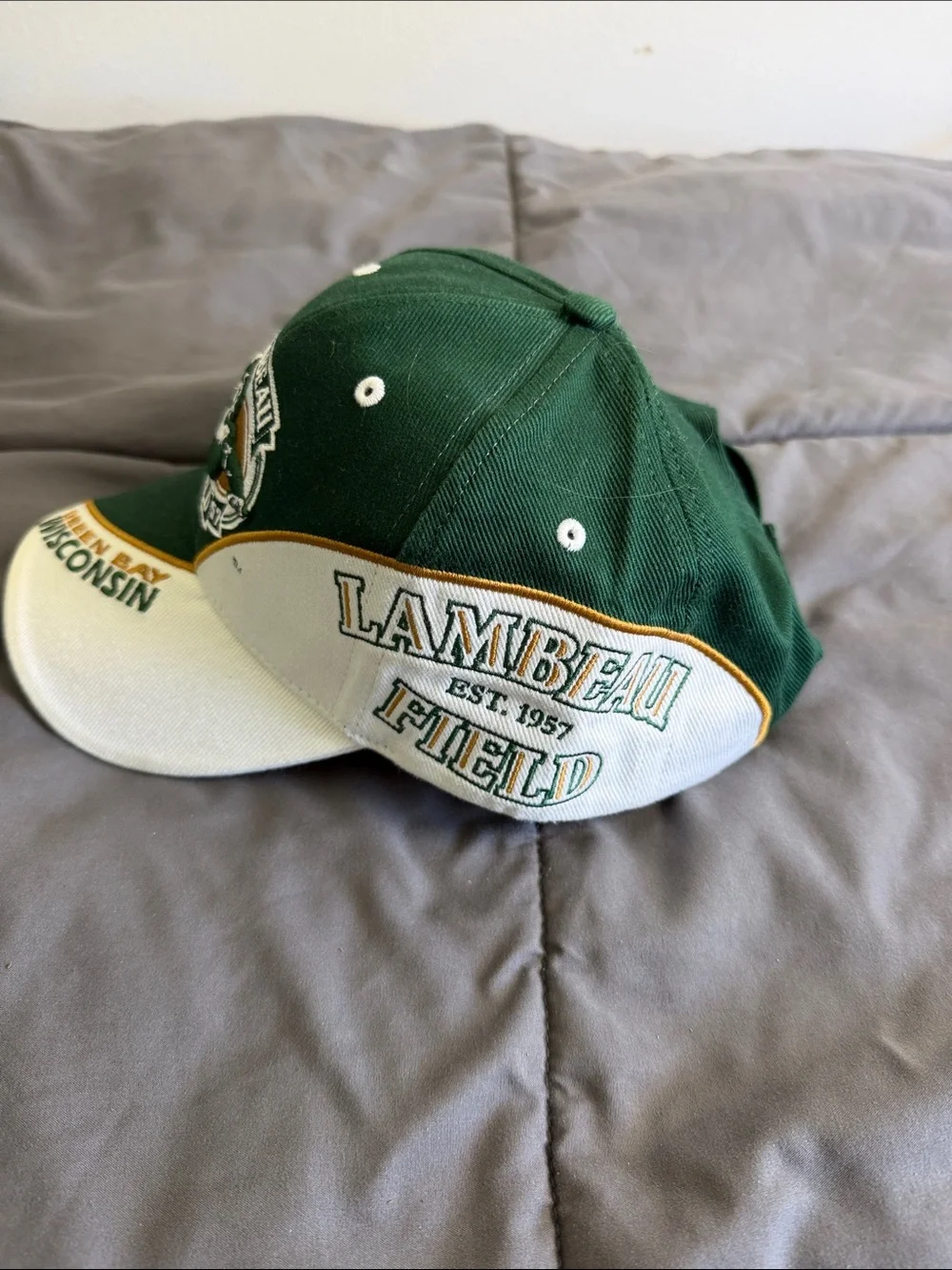 Green Wisconsin Lambeau Field Men's Baseball Cap signature